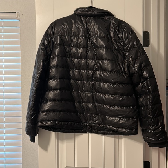 j.Crew down coast size XL🍎🍇🍎🍏 - Picture 2 of 4